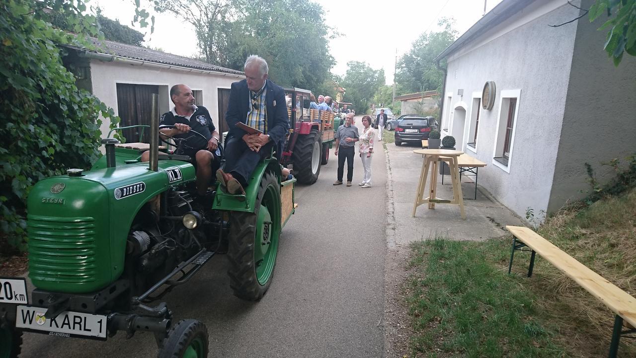 Weingut Familie Bauer Hotel Grossriedenthal Luaran gambar